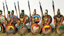 Load image into Gallery viewer, Athenian Armoured Hoplites 5th to 3rd Century BCE 28mm