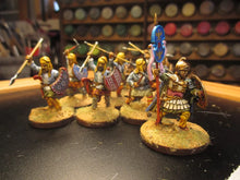 Load image into Gallery viewer, Persian Unarmoured Spearman 28mm