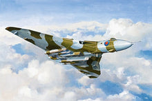 Load image into Gallery viewer, Avro Vulcan B.Mk.2 1:144