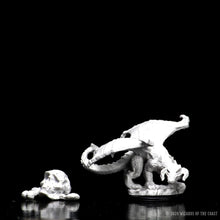 Load image into Gallery viewer, D&D Nolzurs Marvelous Miniatures: Black Dragon Wyrmling - Wave 10