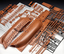 Load image into Gallery viewer, H.M.S. Victory - Battle of Trafalgar Set 1:225