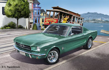Load image into Gallery viewer, 1965 Ford Mustang 2+2 1:24