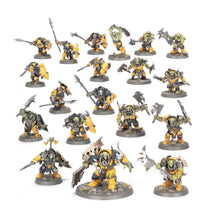 Load image into Gallery viewer, SPEARHEAD: Orruk Warclans Ironjaws Bigmob