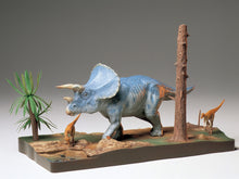 Load image into Gallery viewer, Triceratops Diorama Set 1:35