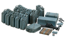 Load image into Gallery viewer, Jerry Can Set (Early) 1:35