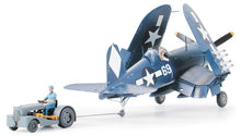 Load image into Gallery viewer, Vought F4U-1D Corsair w/“moto-tug”