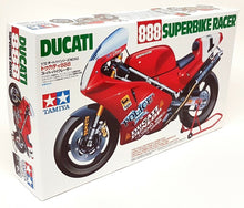 Load image into Gallery viewer, Ducati 888 Superbike Racer