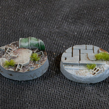 Load image into Gallery viewer, Urban Warfare Bases - Round 25mm (x10)