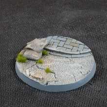 Load image into Gallery viewer, Urban Warfare Bases - Round 50mm (x3)