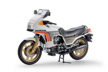 Load image into Gallery viewer, Honda CX500 Turbo 1:12scale
