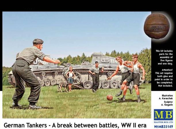 German Tankers A break between battles, WW II era 1:35