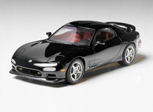 Load image into Gallery viewer, Mazda RX-7 R1 1:24

