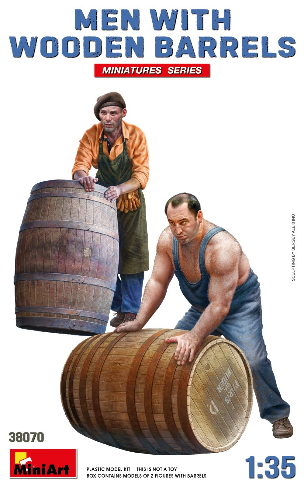 Men with Wooden Barrels 1:35