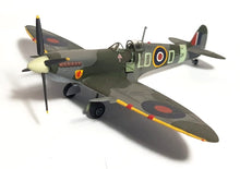 Load image into Gallery viewer, Spitfire Mk. IX 1:72
