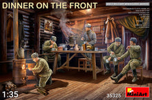 Load image into Gallery viewer, Dinner At The Front 1:35scale
