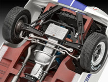 Load image into Gallery viewer, 1966 Shelby GT 350 R &quot;Stirling Moss&quot; 1:24
