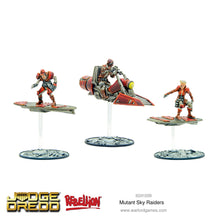 Load image into Gallery viewer, Judge Dredd - Mutant Sky Raiders
