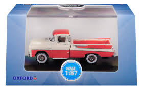 Dodge D100 Sweptside Pick Up 1957