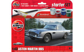 Aston Martin DB5 Starter Gift Set (Small) 1:43 scale