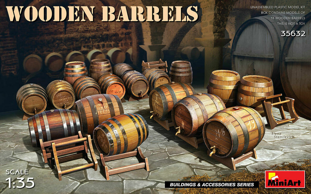 Wooden Barrels 1:35