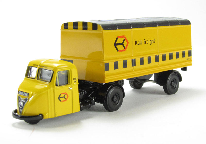 Scammell Scarab Van Trailer - Railfreight