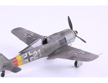 Load image into Gallery viewer, Fw 190A-8/R2 1:72

