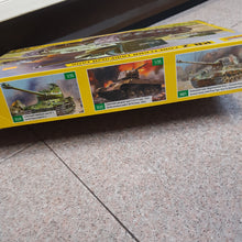 Load image into Gallery viewer, Soviet  Heavy Tank KV-2
