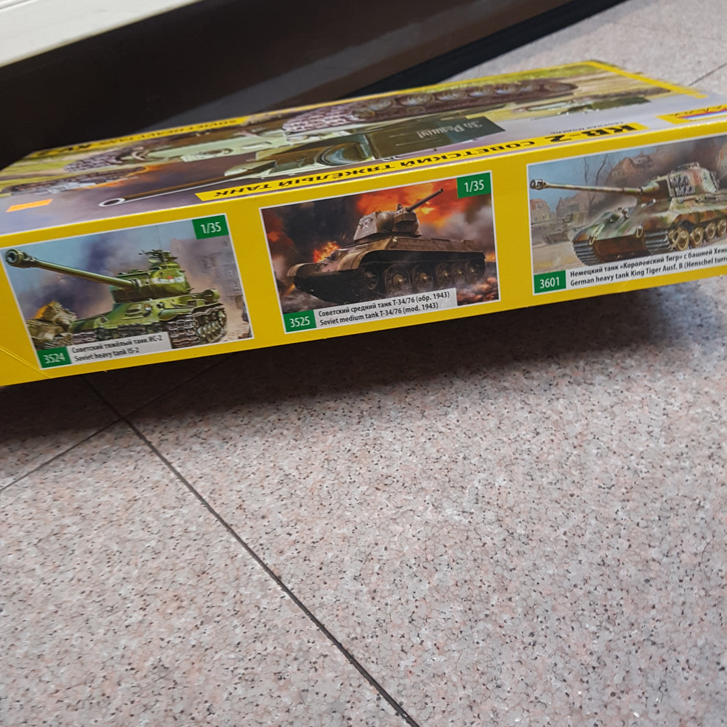 Soviet  Heavy Tank KV-2