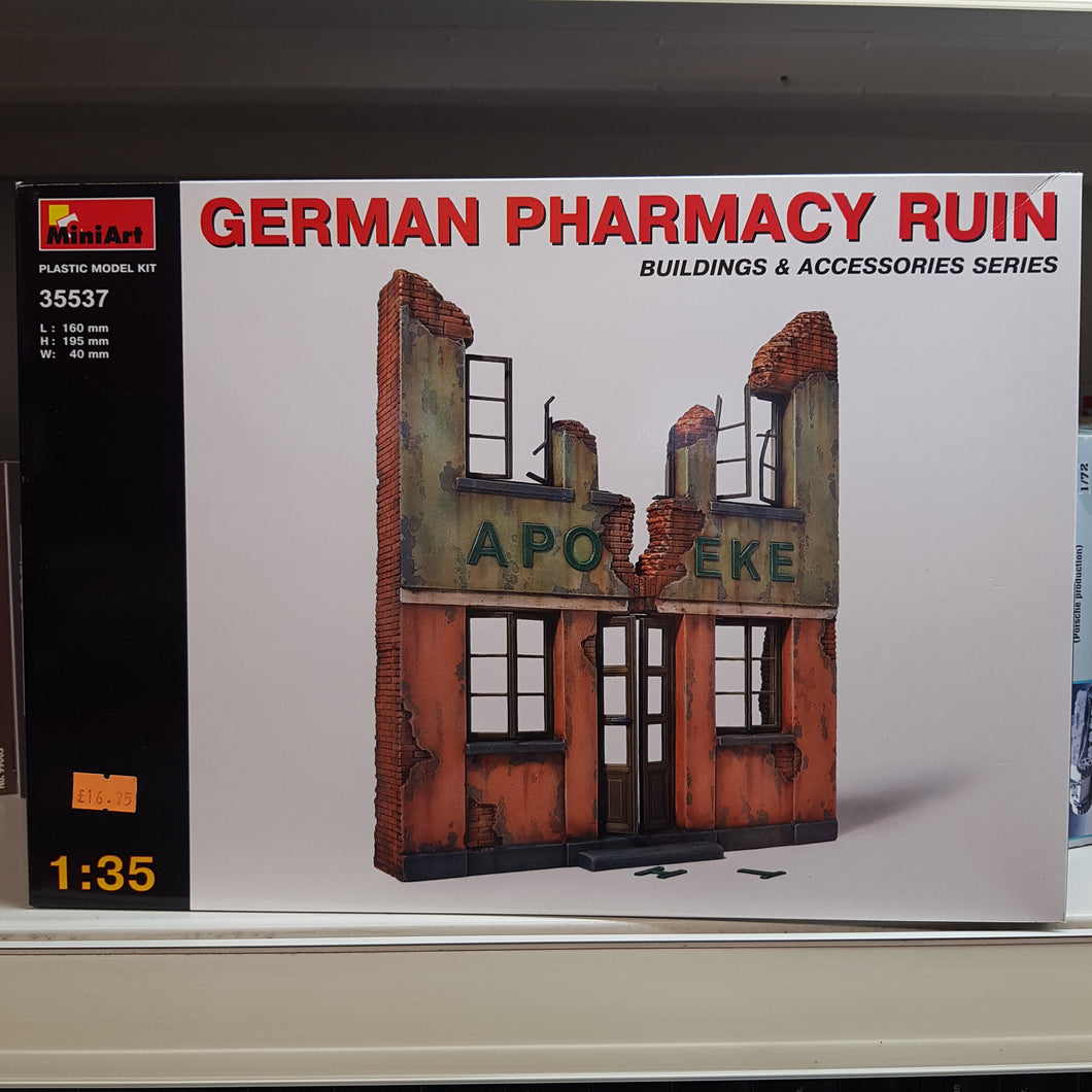 German Pharmacy Ruin 1:35