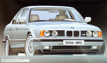 Load image into Gallery viewer, BMW M5 1:24

